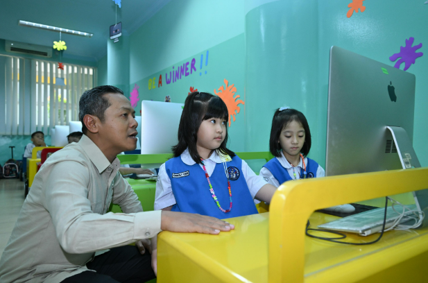Wamendikdasmen Dorong Pembelajaran Coding dan Matematika Sejak Usia Dini